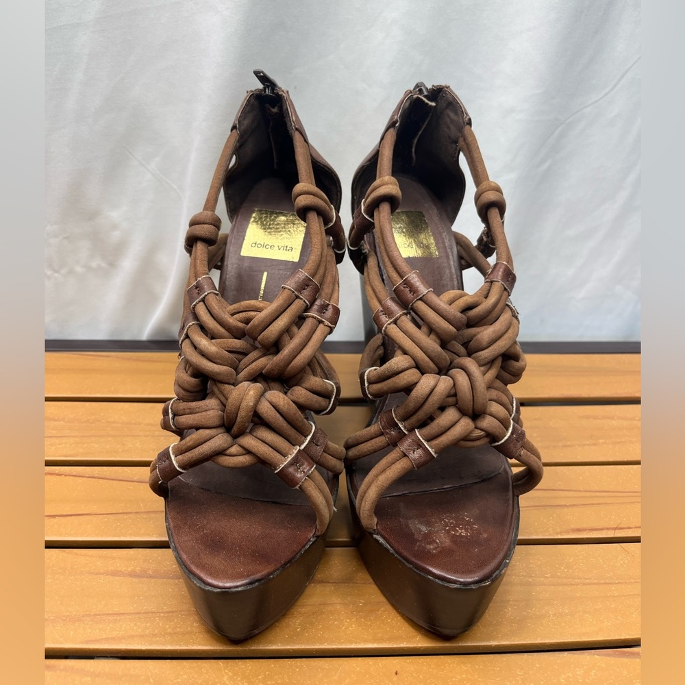 Dolce Vita Niko Wedge Heel Shoe